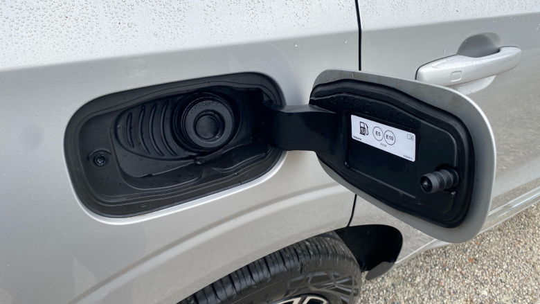 Volvo Xc60 2.0 B5P Inscription 5dr AWD Geartronic Petrol Estate